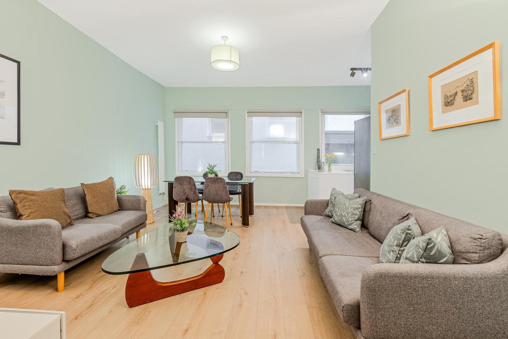 Stunning Central 2Br Flat Btw Soho & Covent Garden London Exterior foto