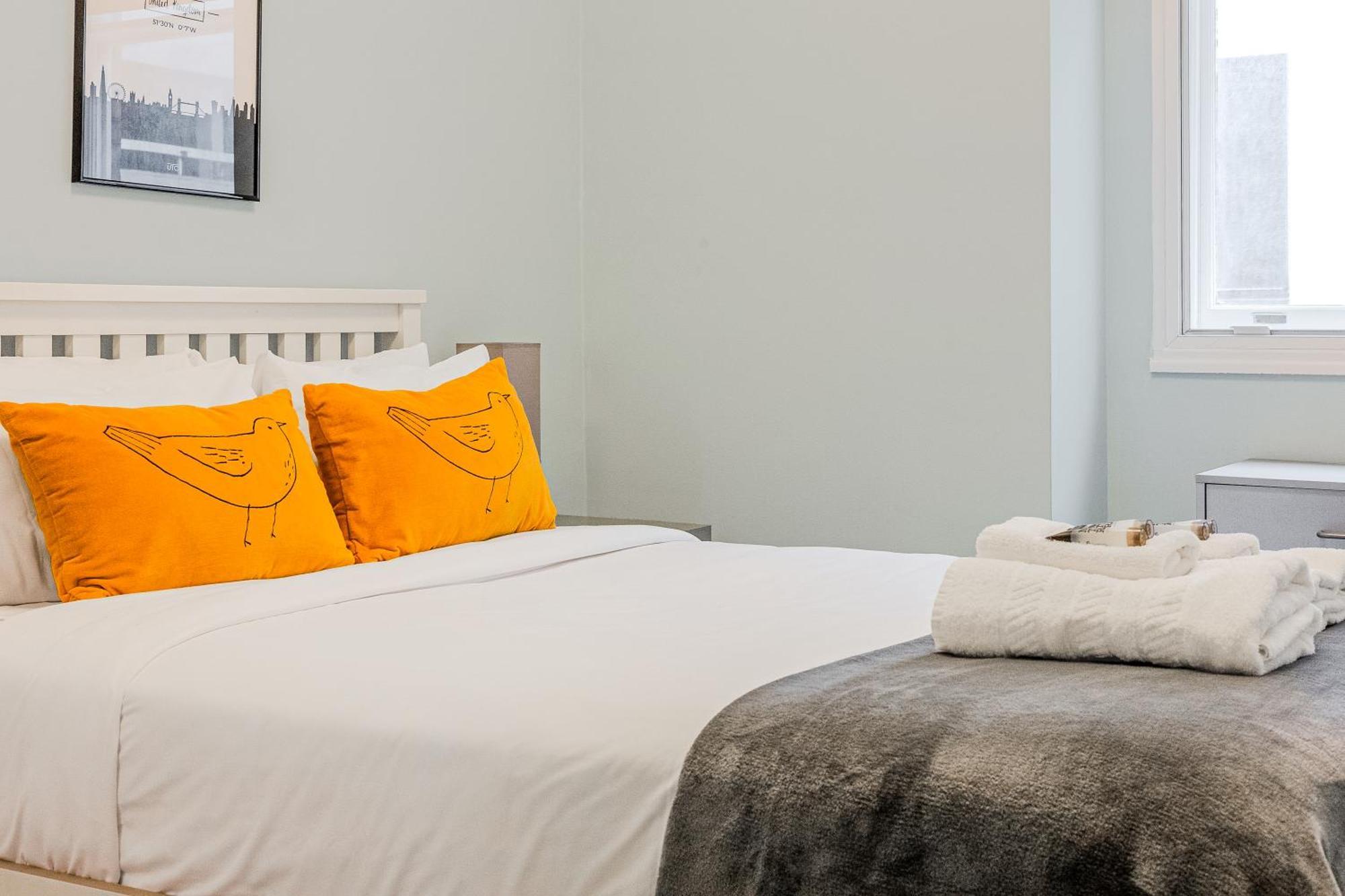 Stunning Central 2Br Flat Btw Soho & Covent Garden London Exterior foto